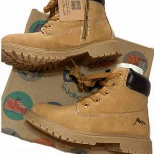 Polacchini bambina beige con zip e suola carrarmato