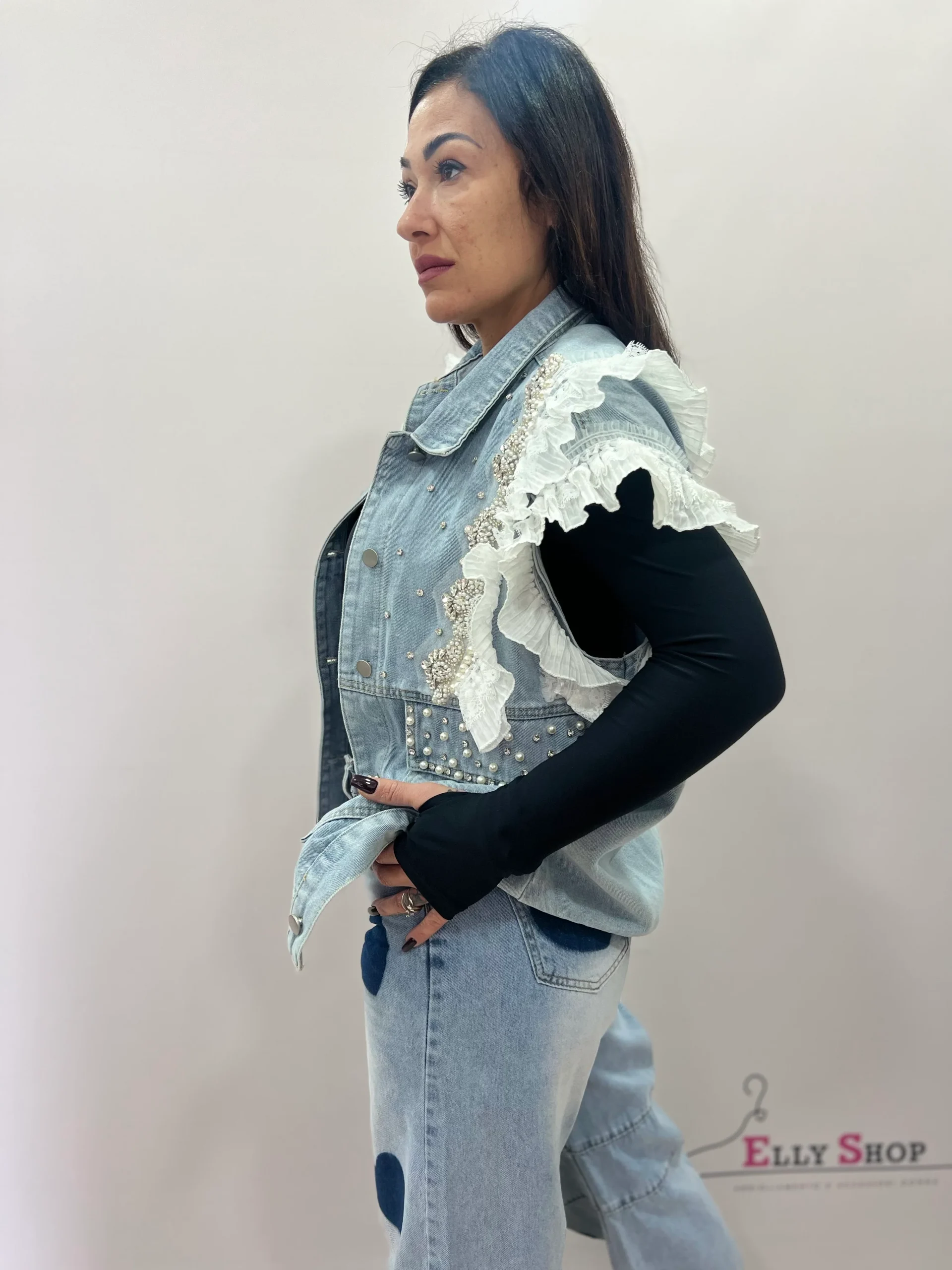 Gilet donna denim con rouches e perle - immagine 4