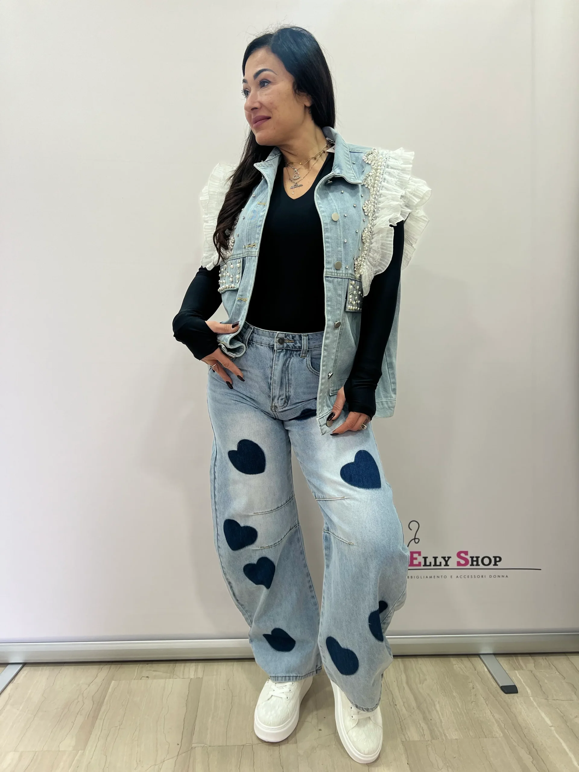 Gilet donna denim con rouches e perle - immagine 2