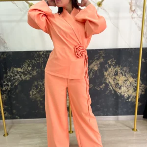 Tailleur Kimono Elegante Donna con Fiore – Pesca, Giallo, Nero (Taglia Unica, fino a XL)