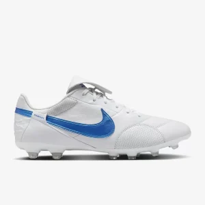 The NIKE Premier III FG Bianche