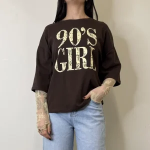 T-SHIRT 90’S GIRL MORO/GIALLO MOTEL
