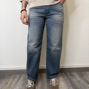 JEANS BAGGY SABBIATO CON ROTTURE SUSYMIX
