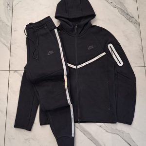 Tuta nike tech uomo im6537 010